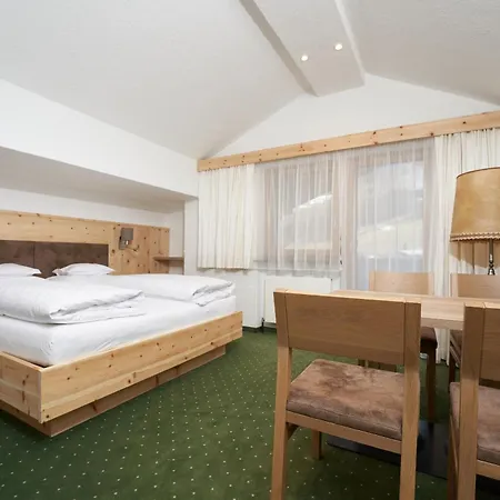 Hotell Am Hof 3*